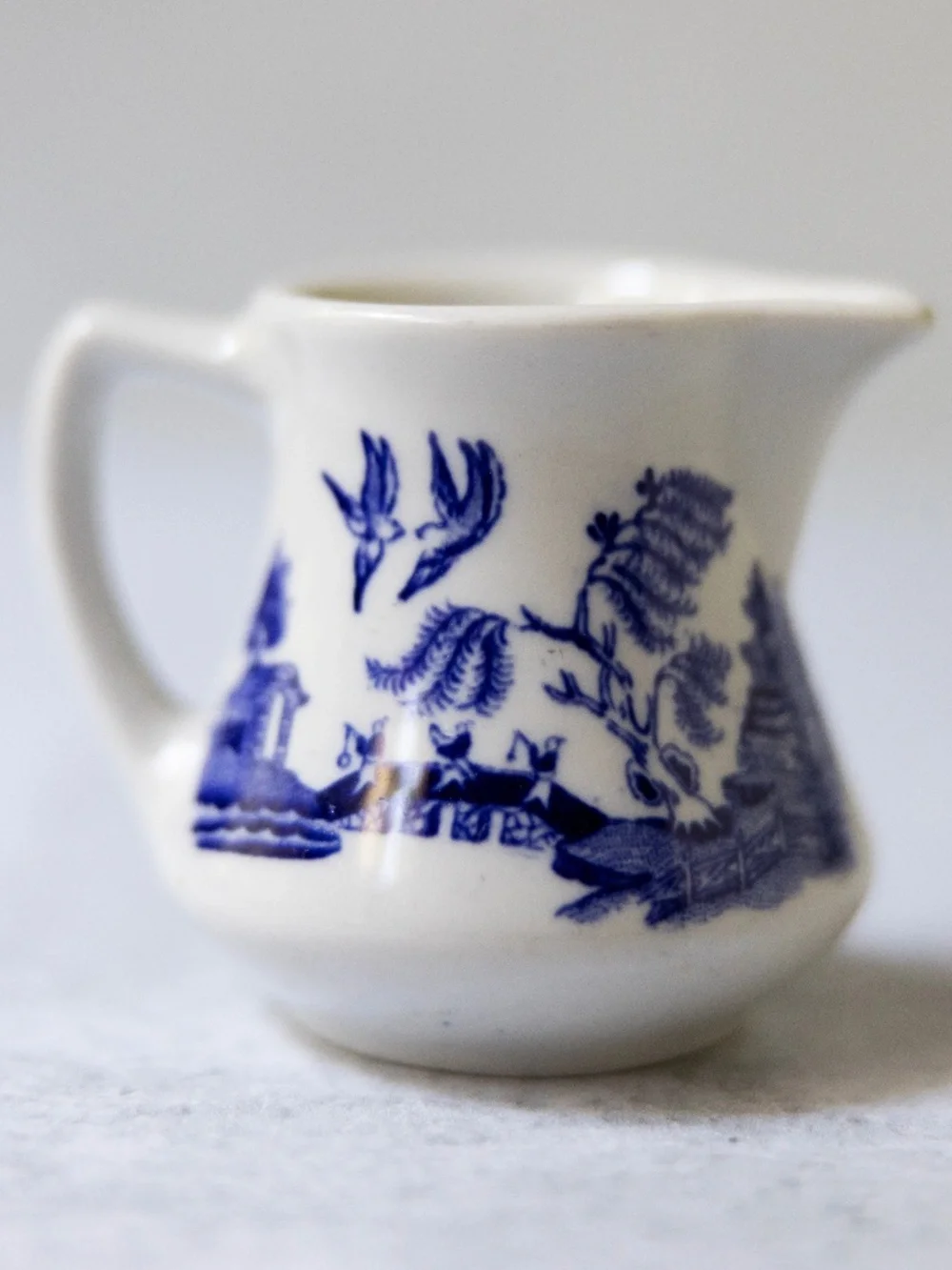 Shenango china vintage flow blue willow white creamer pitcher small 2.5